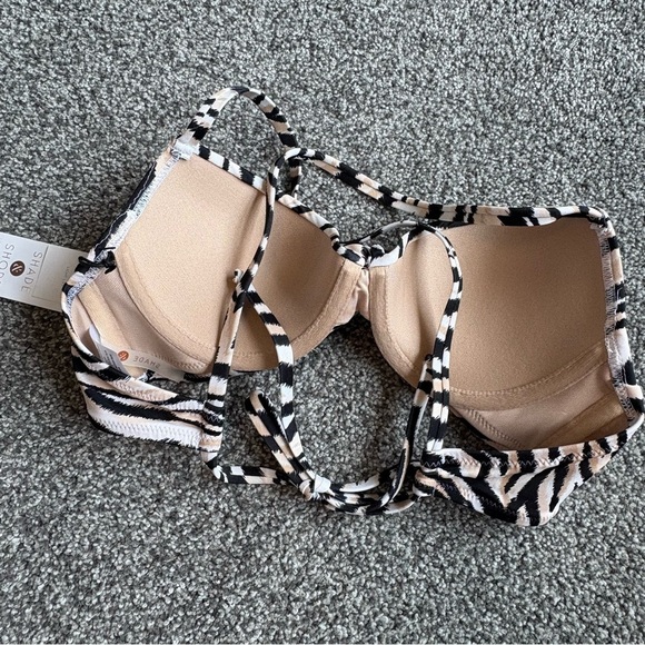 NWT Shade & Shore Black Tan and White Zebra Twist Front Padded Bikini Top - Picture 4 of 12
